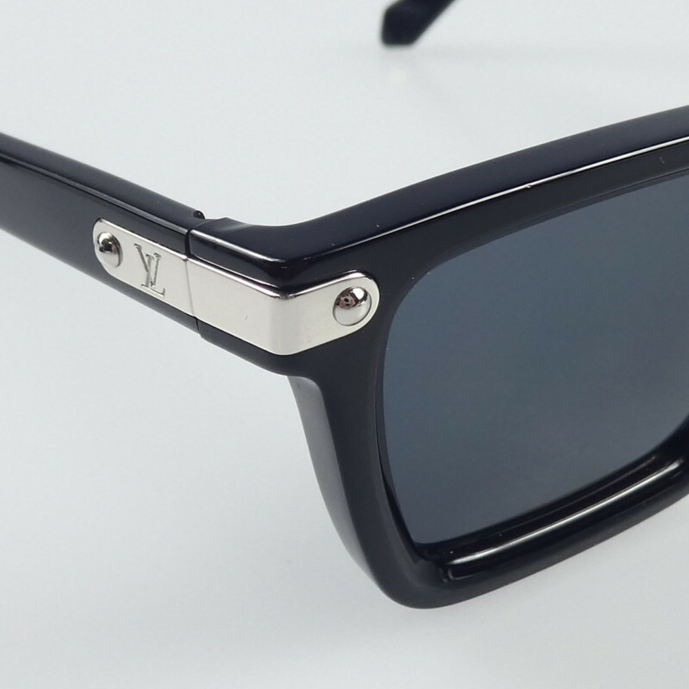 Louis Vuitton Signature Square Sunglasses Black - Picture 11 of 16